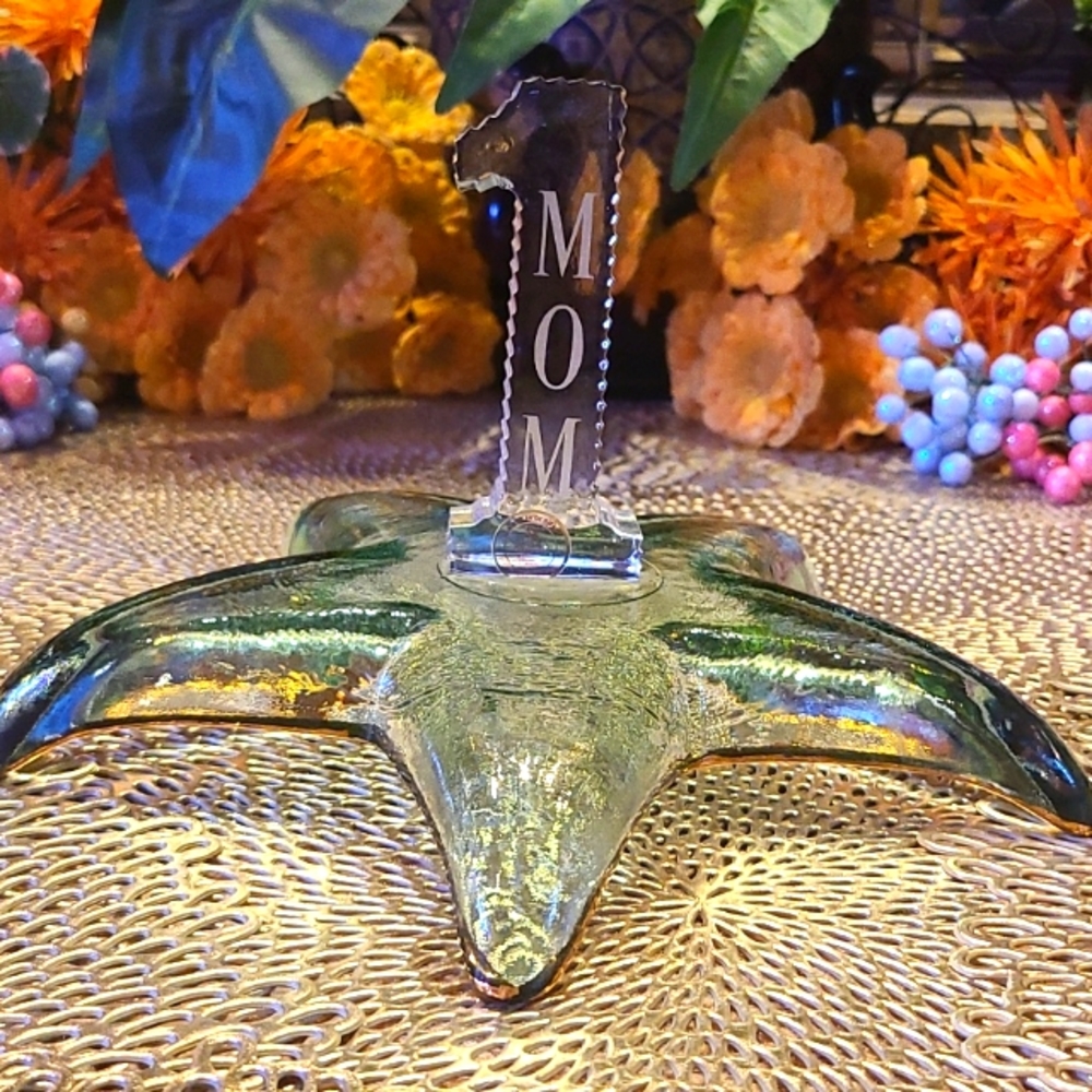 Shaped & Engraved Number 1 MOM Paperweight Figurine 24% Lead Chrystal